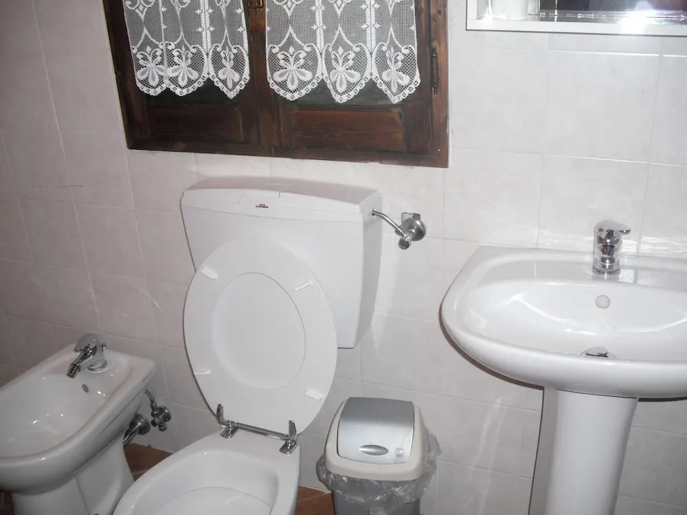 Chalet With 2 Bedrooms in Giarola, With Wonderful Mountain View and Furnished Terrace Near the Slopes