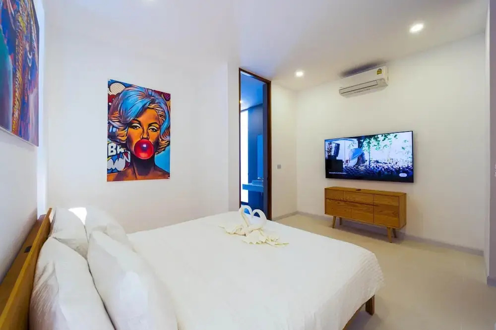 Modern 4 Bed Private Pool Villa - KH-B6