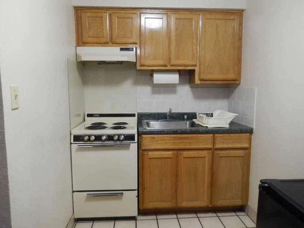Executive Inn Pearsall