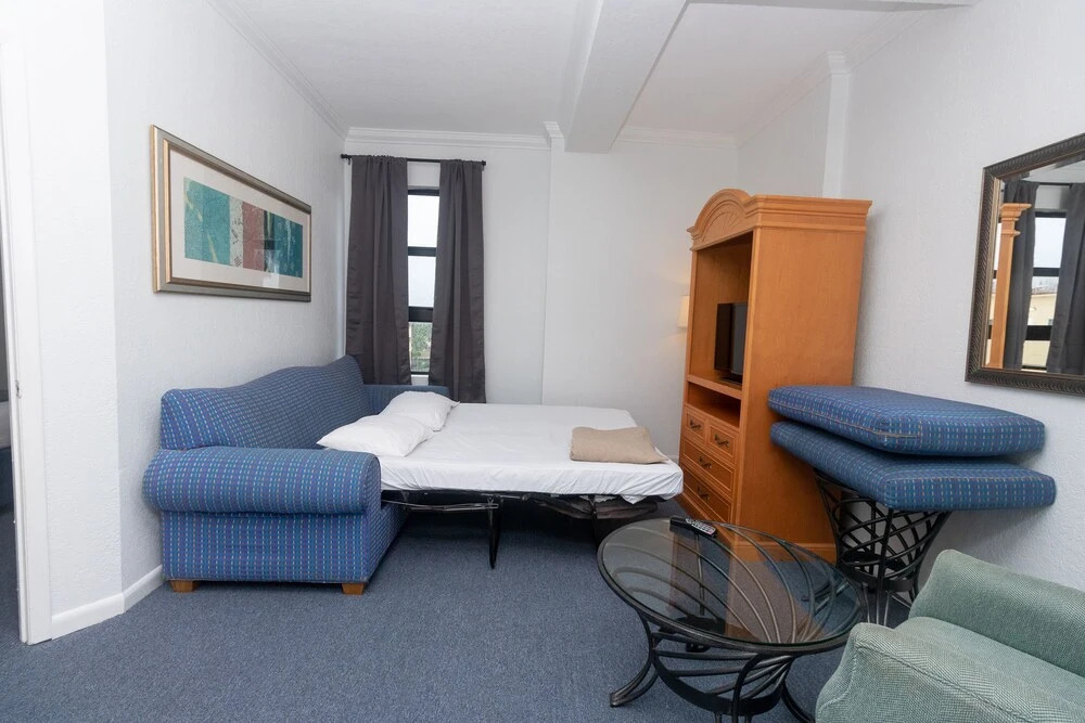 606 Apt Hollywood Beach