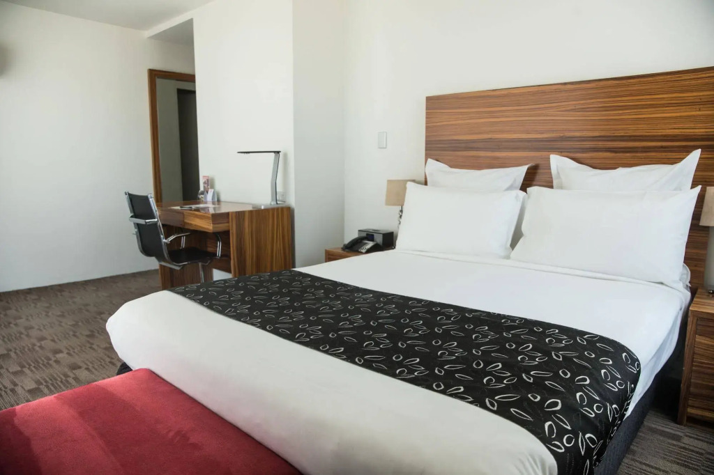 Cambridge Hotel Sydney
