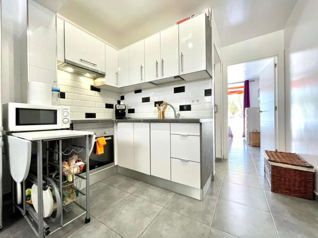 One cozy bedroom with Wifi,pool in Tenerife South