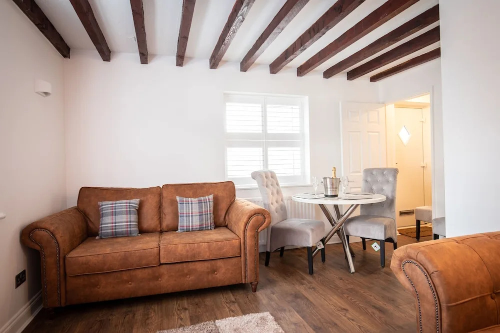 Ridley House Apartments