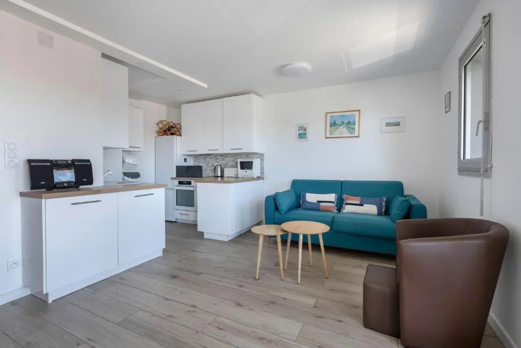 A 30 metres de la plage, bel appartement pour 6