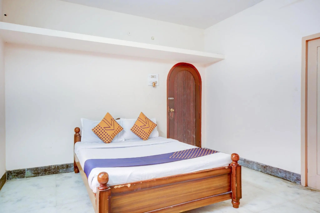 SPOT ON 79066 Kvr Guest House