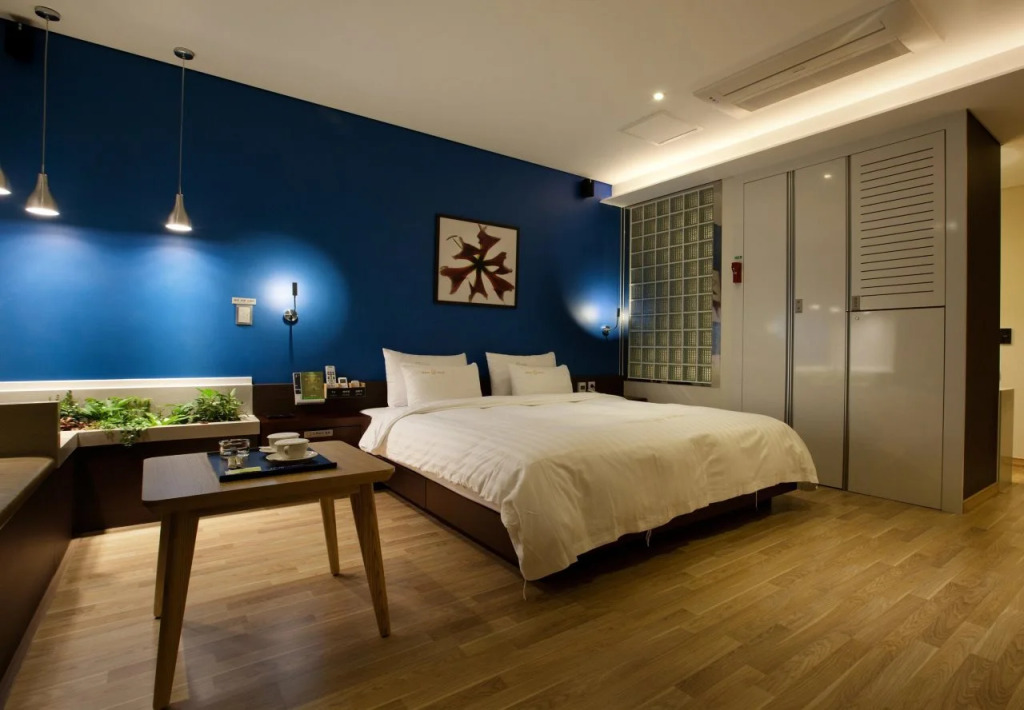 Polo Tourist Hotel
