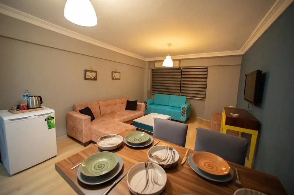 Gloria Homes