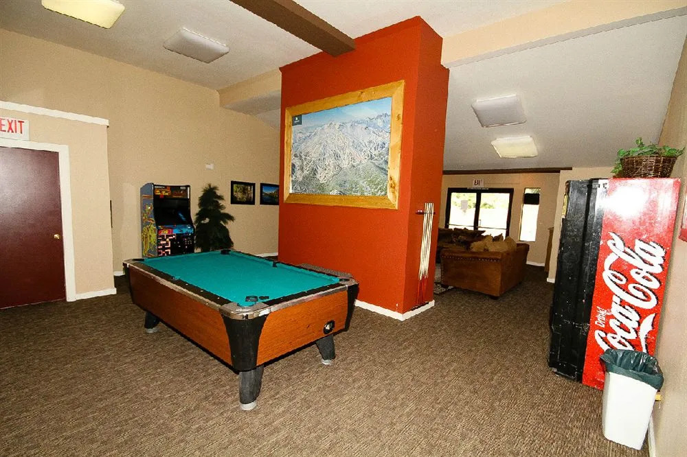 Grand Mammoth Resorts