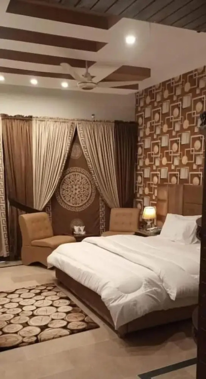 MadCrew GuestHouse