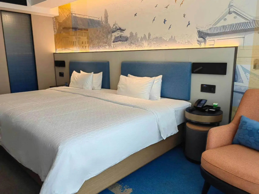Hampton by Hilton Wuhan Sixin
