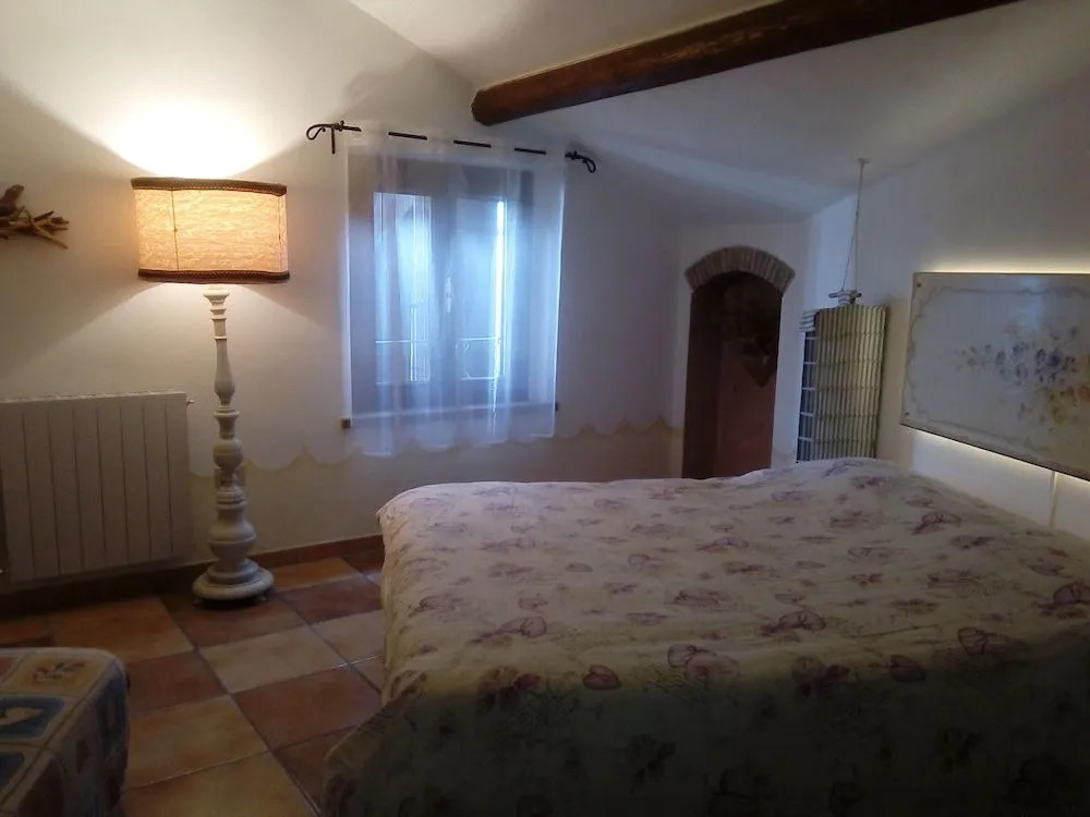 Carlos Country House