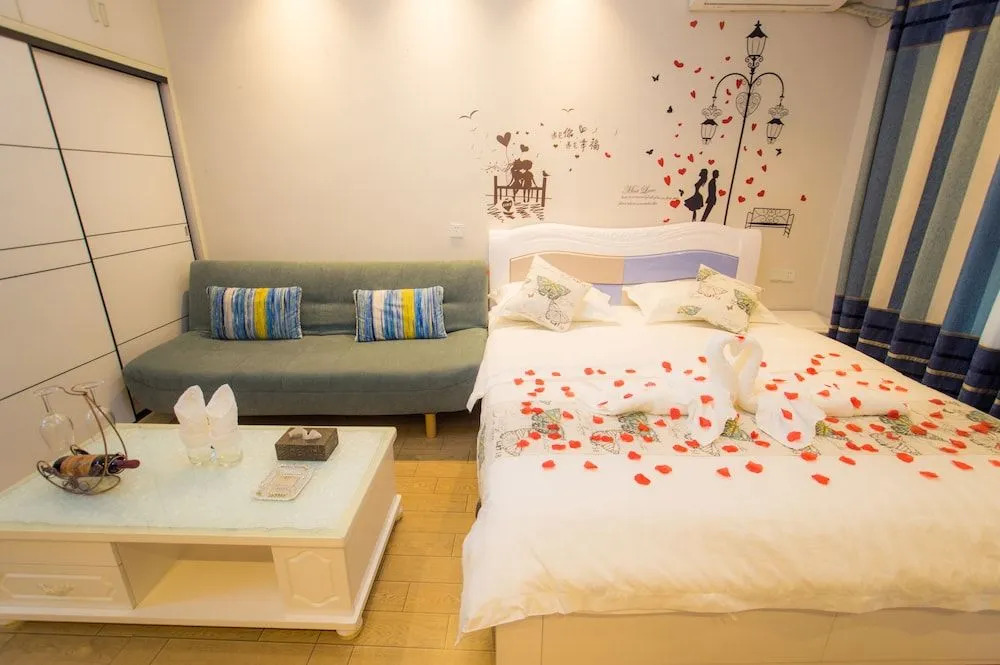Youjia Apartment