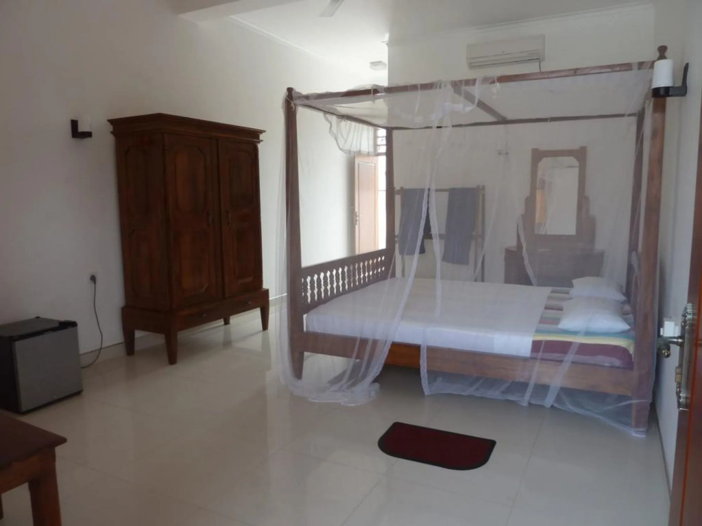 Samaru Beach House