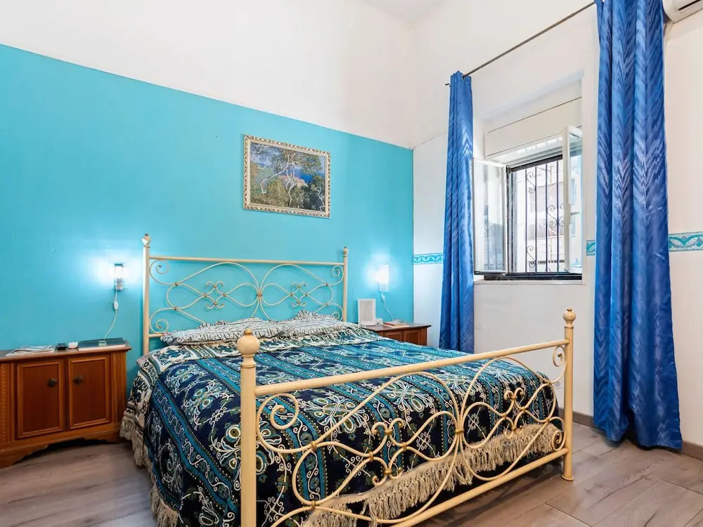 Traditional Holiday Home in Siracusa Near Seabeach