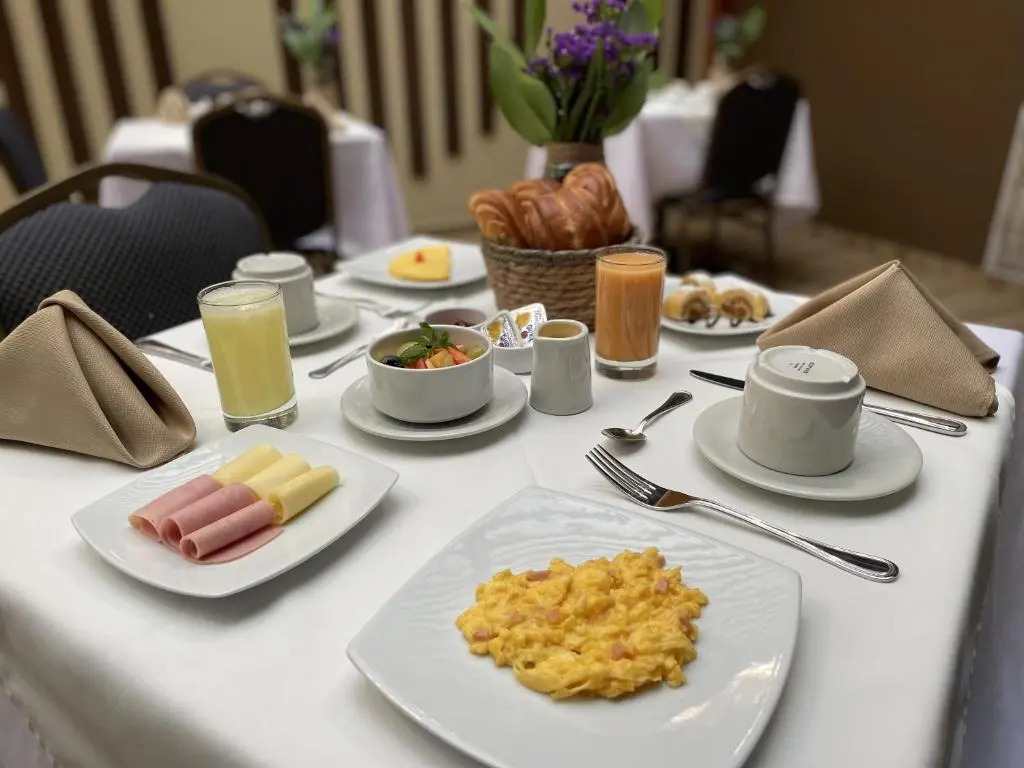Rado Hotel - Quintanas