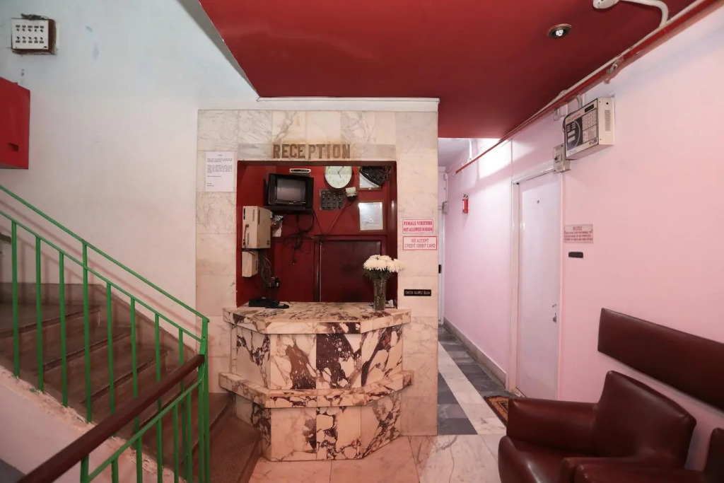 OYO 7111 Fanindra Guest House