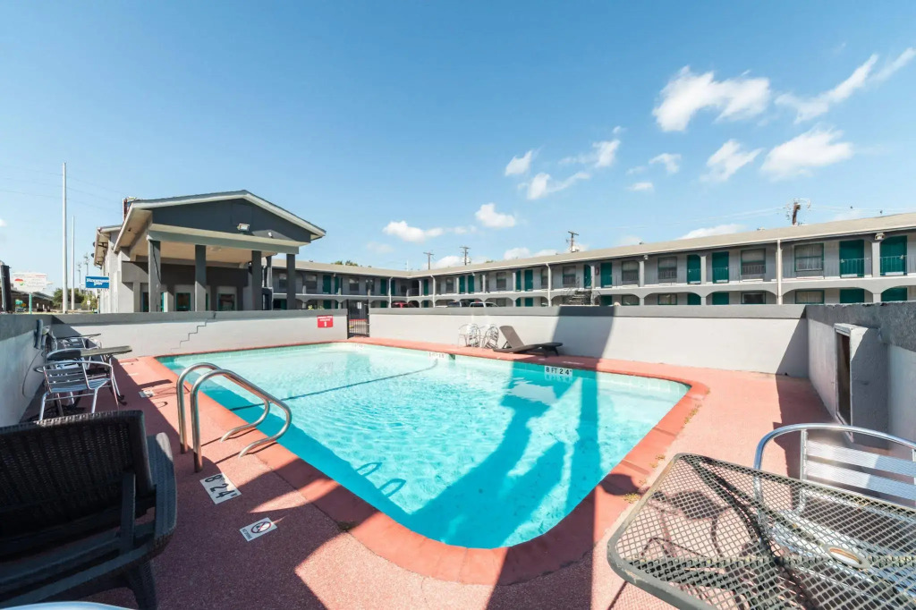 Rodeway Inn
