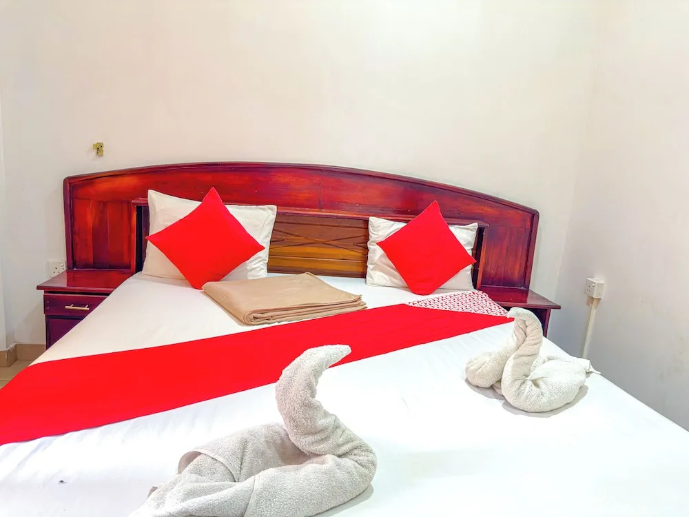 Green View Hotel