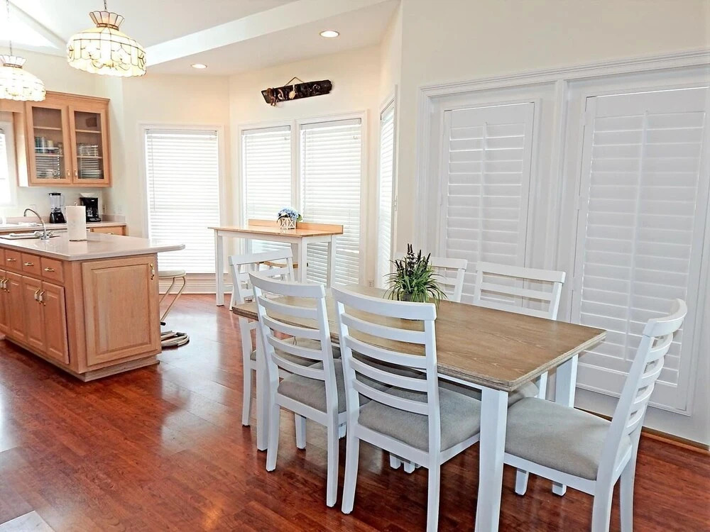 033 Royal Sunset 3 Bedroom Home