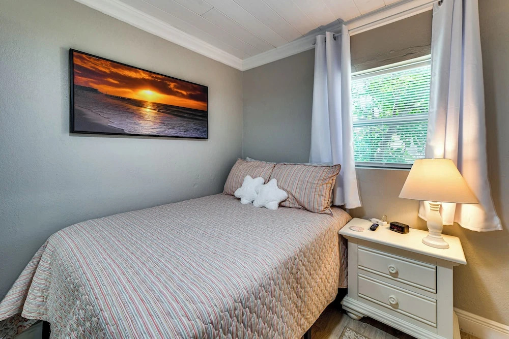 Happy Hideaway, Private Pool & Patio, North Port!