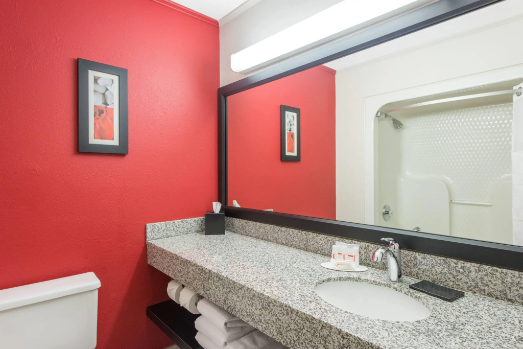 Ramada by Wyndham Springfield North