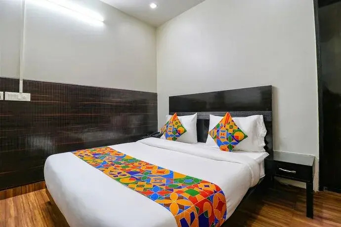 Fabhotel La Ola