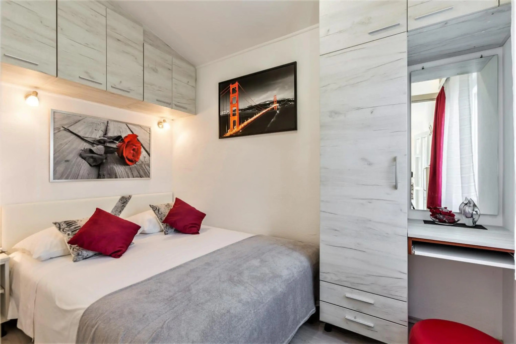 Apartment Taja, cijela kuća i vrt samo za vas