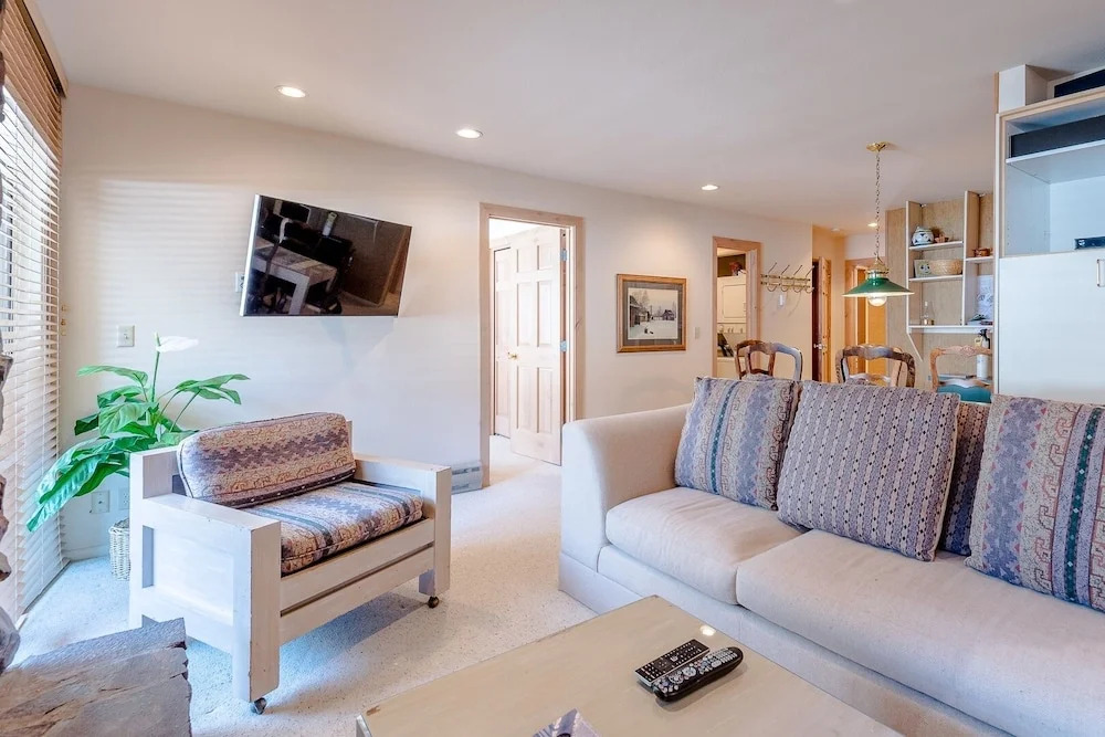 Sawtooths #25 - 3 Br Condo
