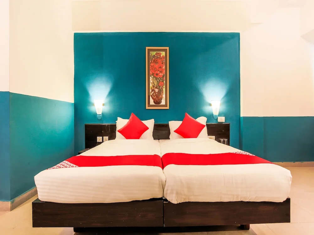 OYO 22006 Flagship Paradise Inn