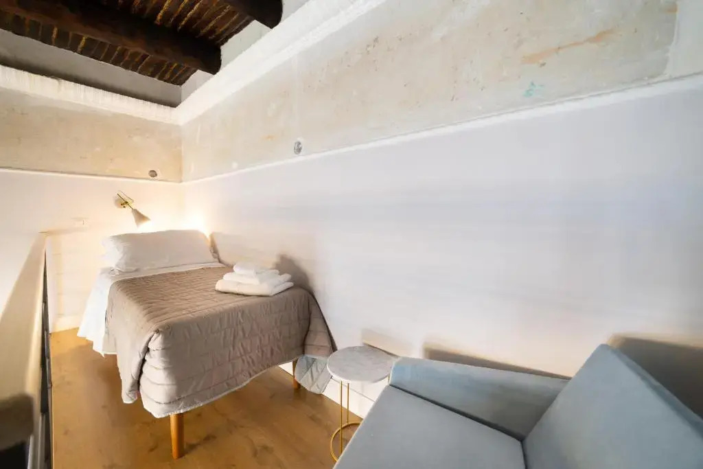 The Duomo House by House In Naples