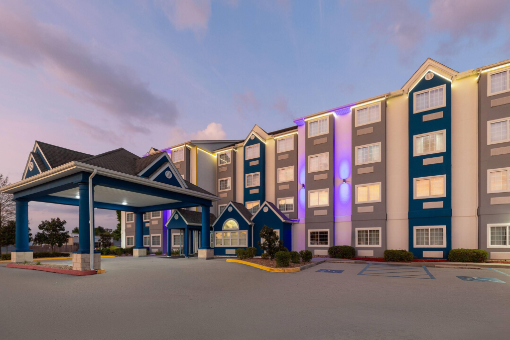 Microtel Inn and Suites Baton Rouge Airport
