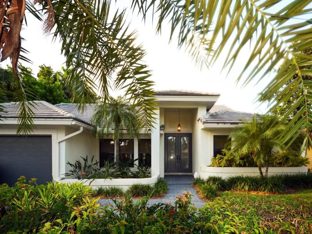 Dolphin Retreat - East Boca Raton