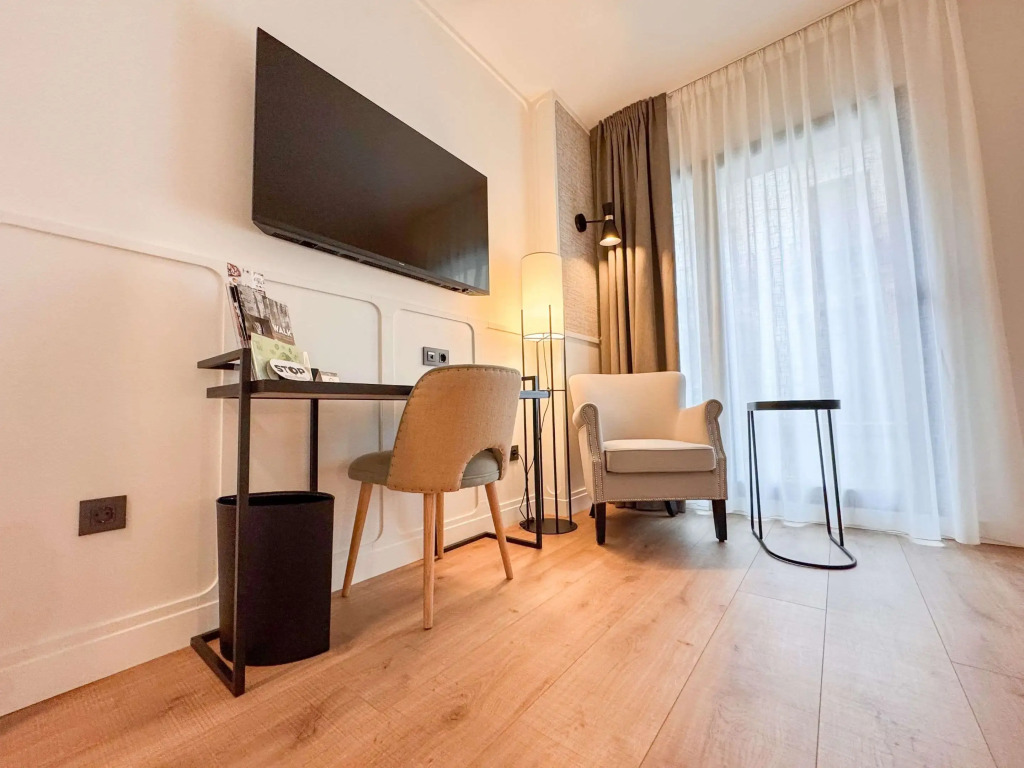 Hotel Barcelona Catedral 4 Sup
