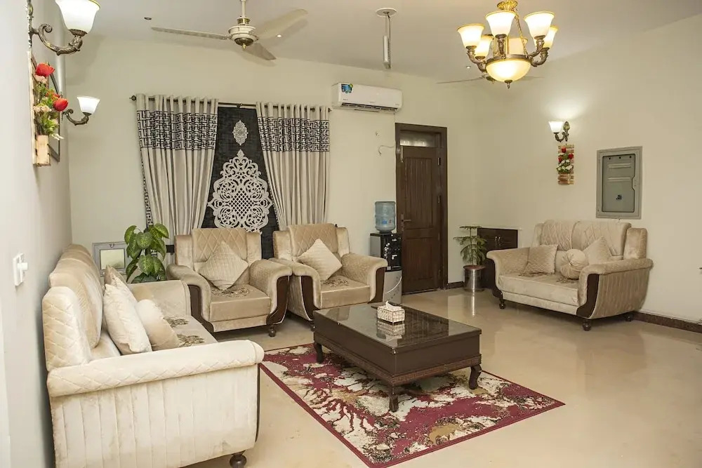 Melberry Guest House