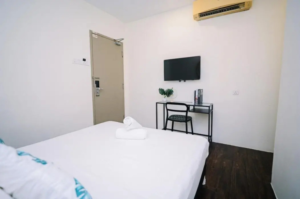 Swing & Pillows - Z Hotel Cyberjaya