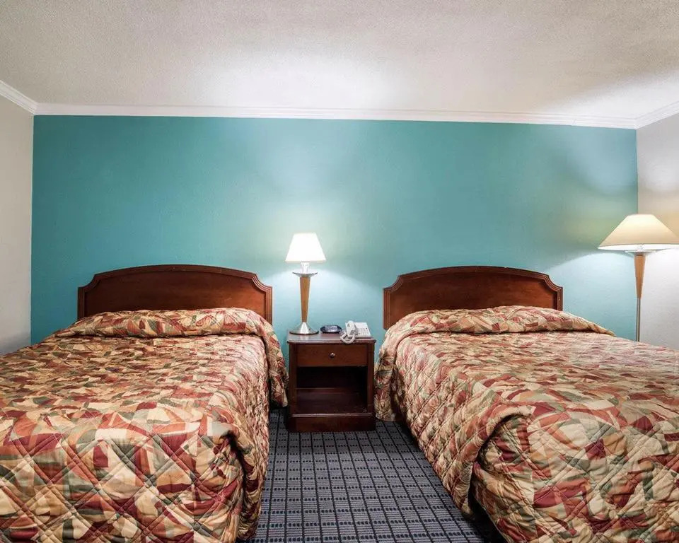 John Milton Inn