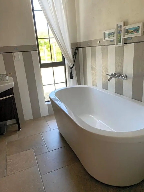 Karearea Rise B&B