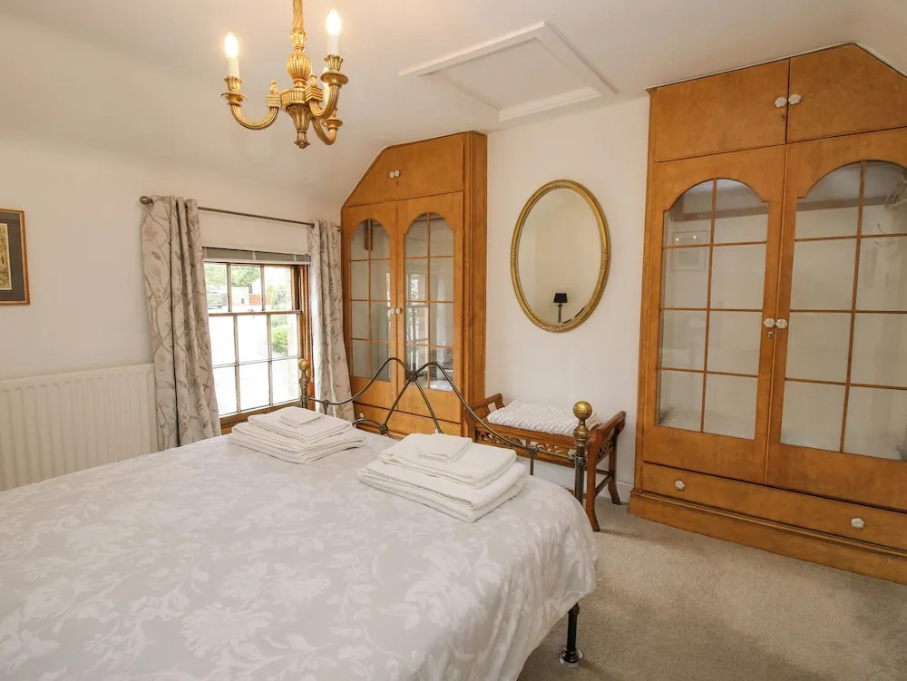 Queens Cottage