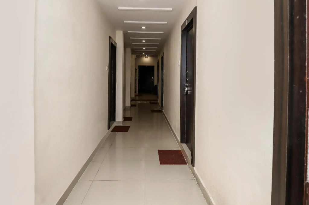 OYO 35425 Hotel Duke Inn