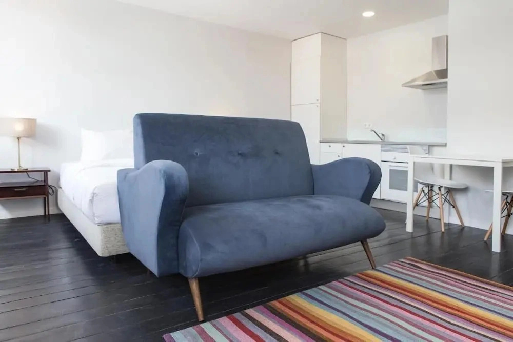 ML Apartments Republic