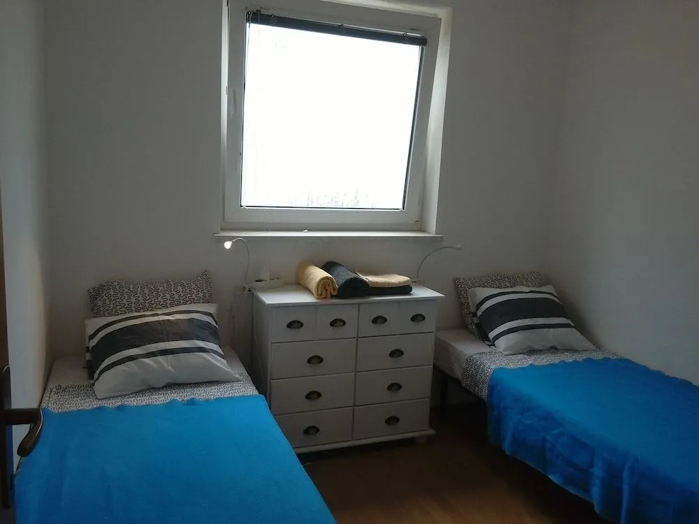 Linda Apartments Zambrattia