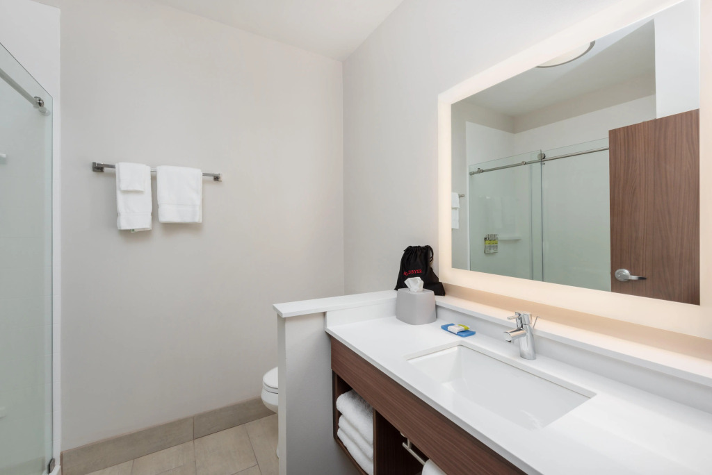 Holiday Inn Express & Suites St. Louis - Chesterfield by IHG