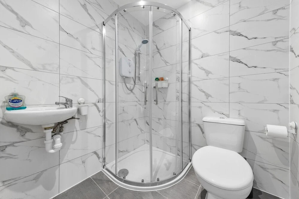 Cozy Ensuite Room In Feltham Hearthrow London Tw13