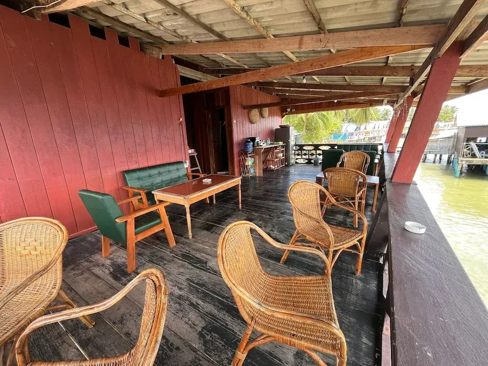 Burce Wood & Social House