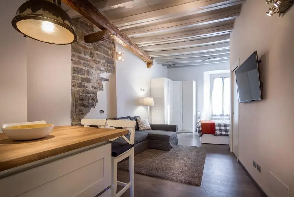 JOIVY Chic Studio in Como Centre