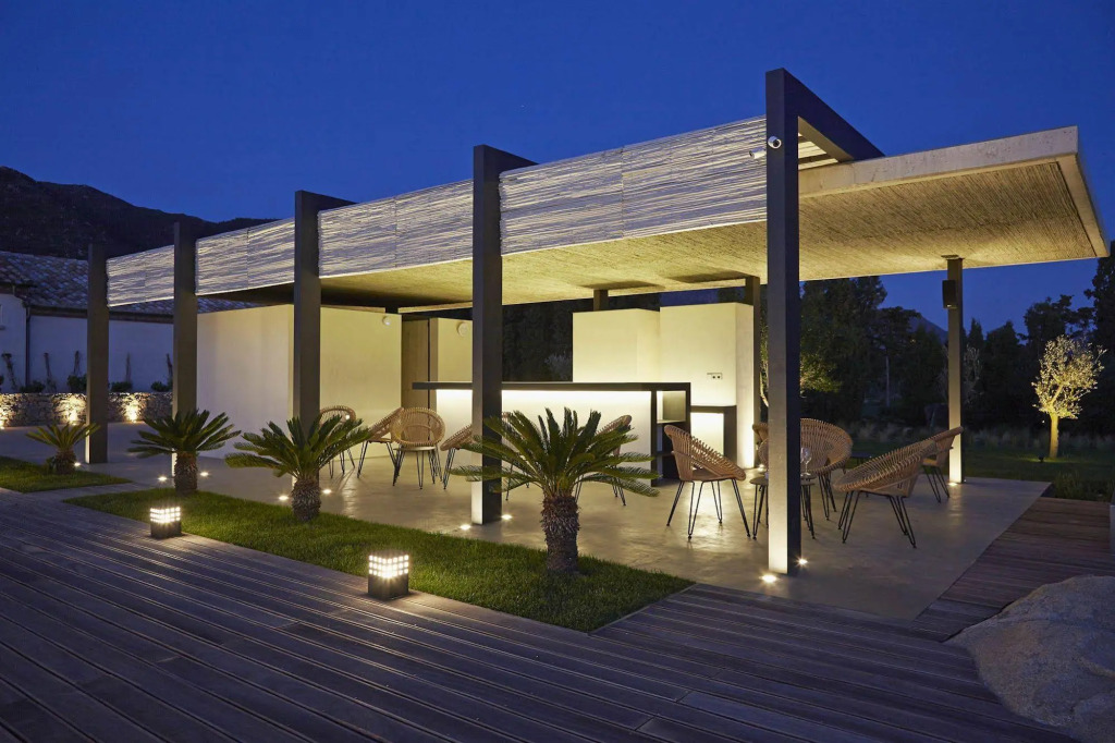 Hotel Restaurant Mas Lazuli by Fimedhotels