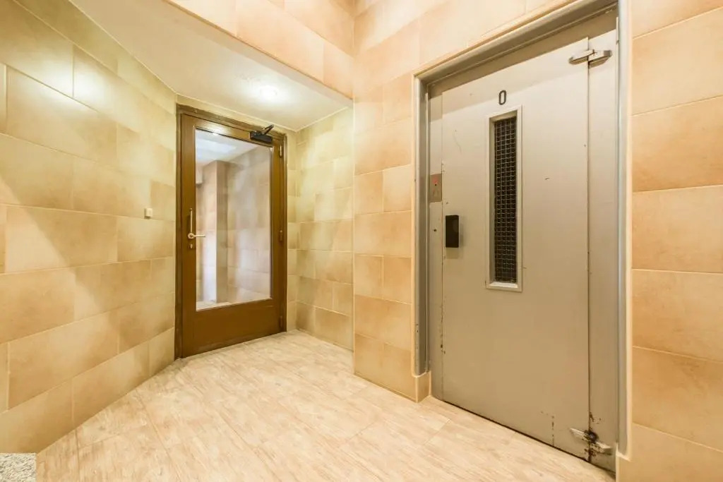 For You Rentals Madrid Rio apartment MAZ10