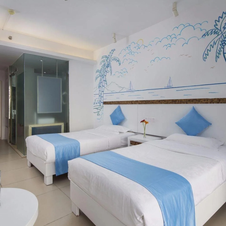 Phoenix Wutong Nanguo Fengqing Hotel