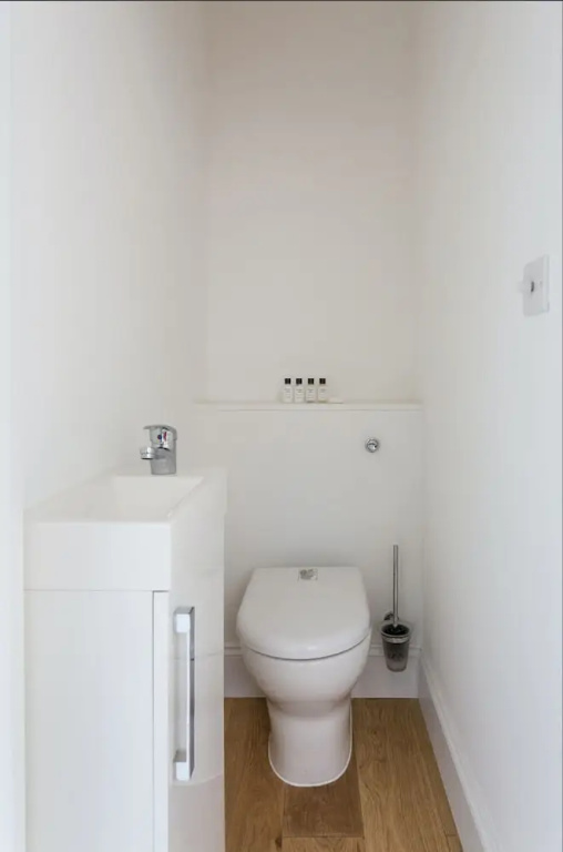 Marloes Road Lux 2 Bedrooms Apartment