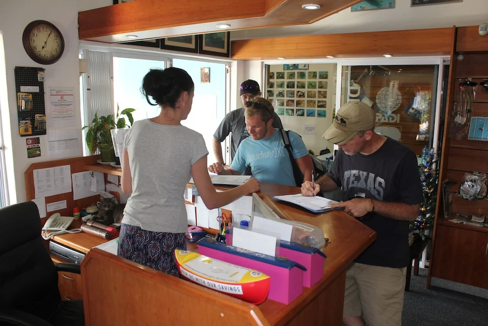 Aliwal Dive Centre & Lodge